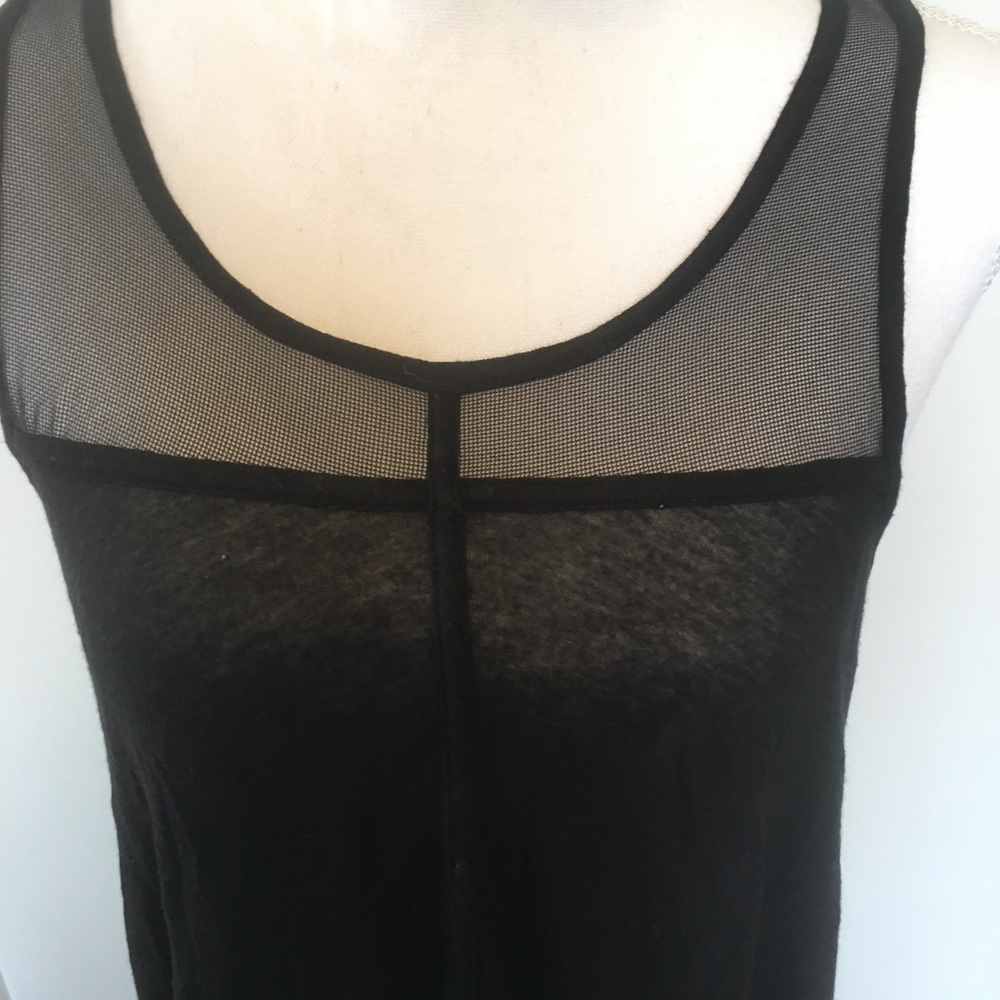 Forever 21 Black Razorback Tank Top - Picture 2 of 7